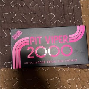 Hot Tropic Pit Viper